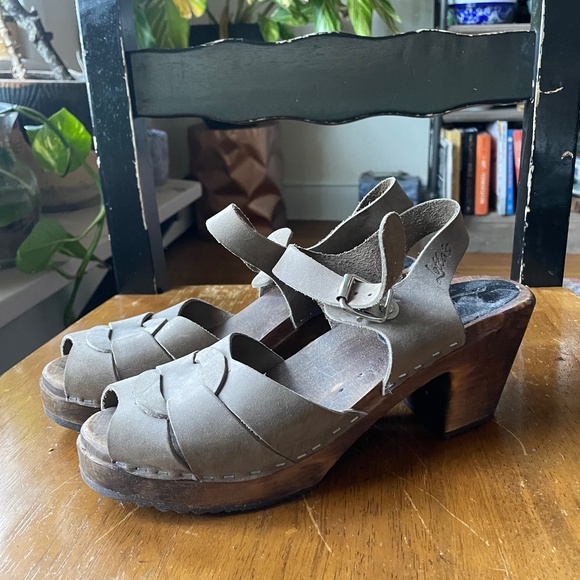 Lotta’s From Stockholm Clogs - Picture 1 of 4